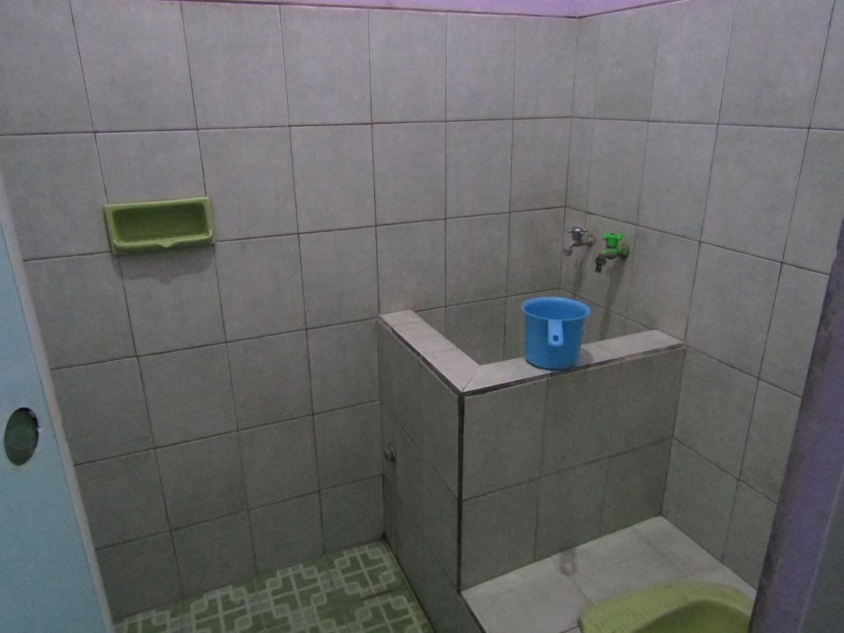 Penginapan Melati סרנגן מראה חיצוני תמונה