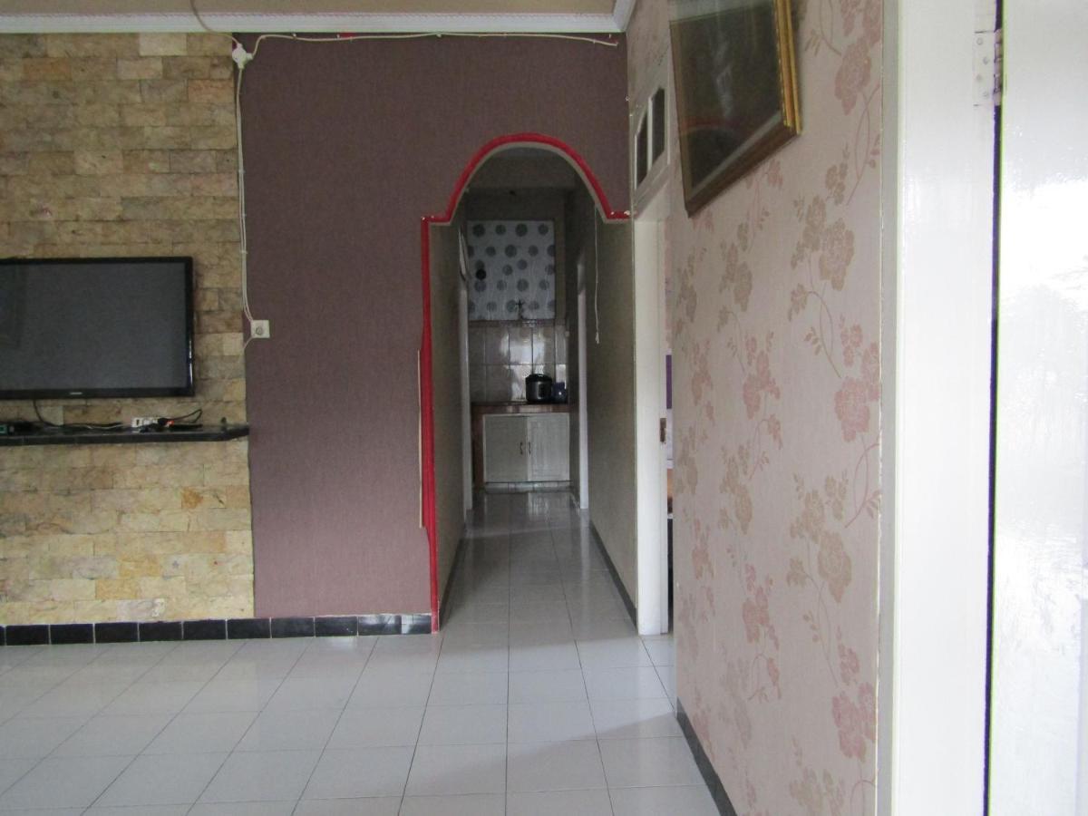 Penginapan Melati סרנגן מראה חיצוני תמונה